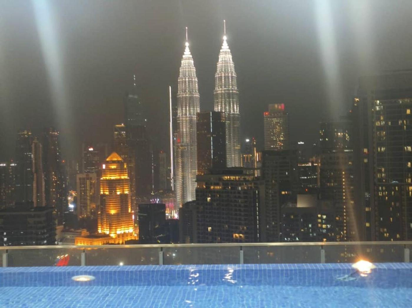 The Luxe Suites Infinitum Klcc クアラルンプール エクステリア 写真