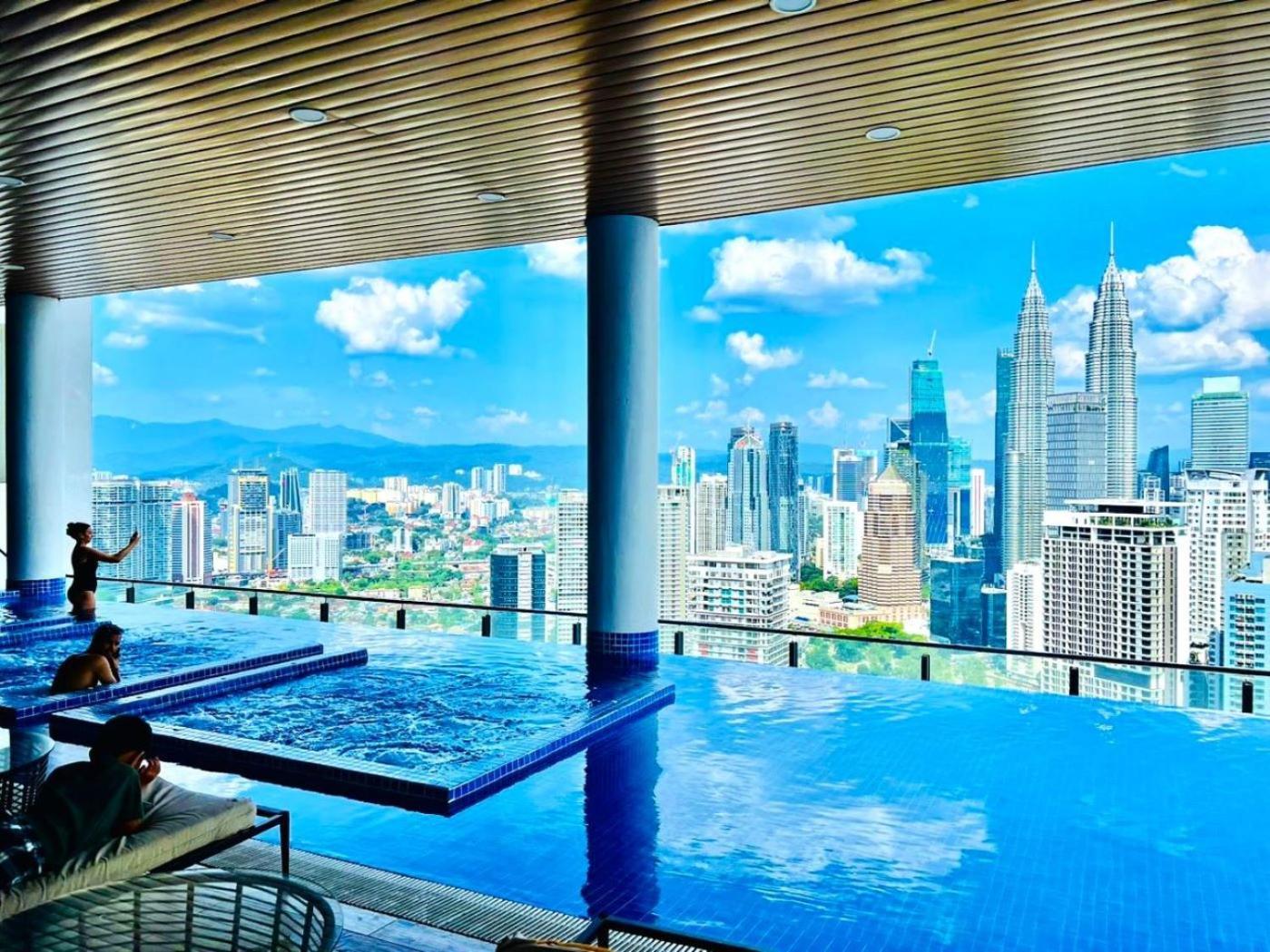 The Luxe Suites Infinitum Klcc クアラルンプール エクステリア 写真