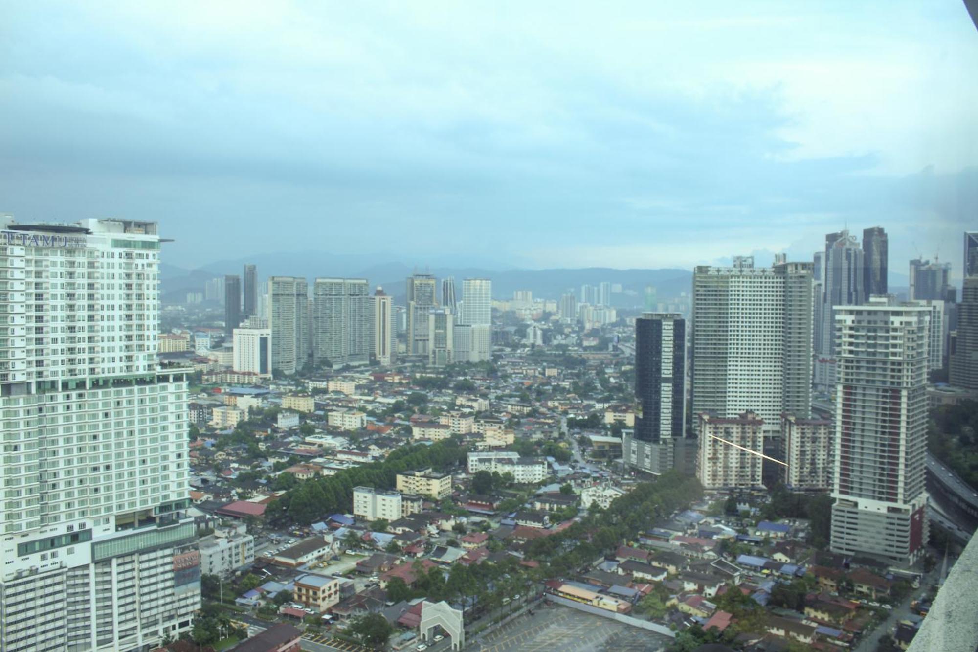 The Luxe Suites Infinitum Klcc クアラルンプール エクステリア 写真