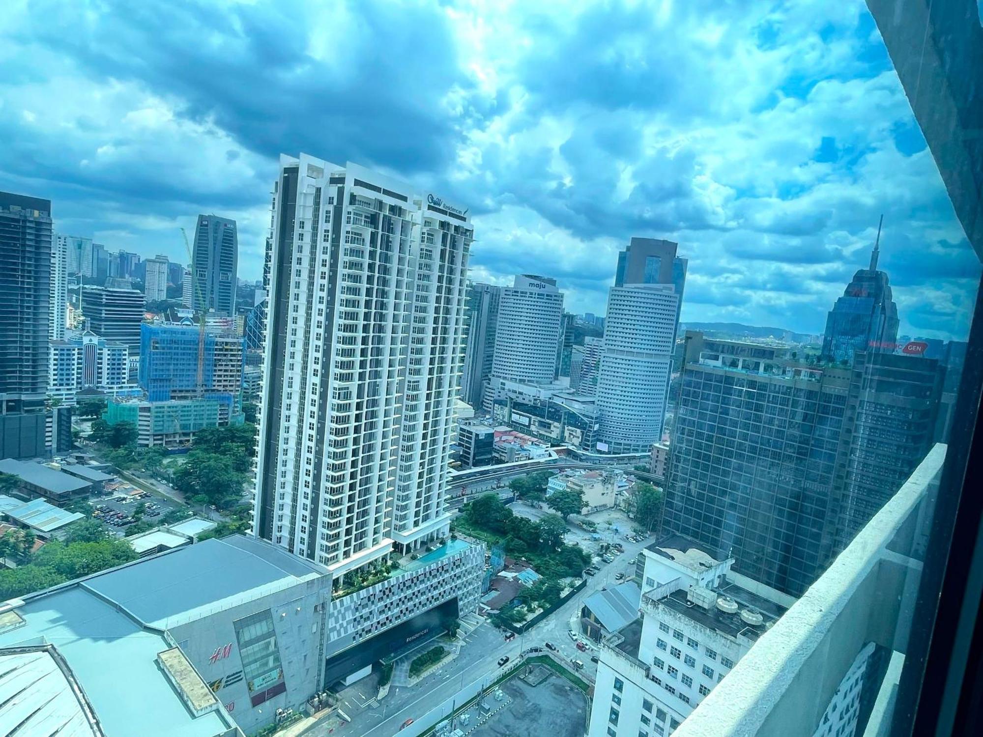 The Luxe Suites Infinitum Klcc クアラルンプール エクステリア 写真